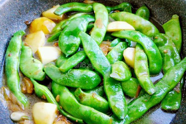 土豆炖豆角的做法图解10