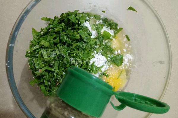 鸡蛋摊饼的做法图解2