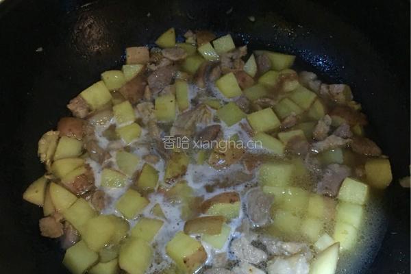土豆焖肉的做法图解10