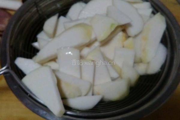 腊肉炒老芋头的做法图解6