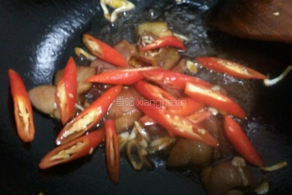 腊肉炒老芋头的做法图解13