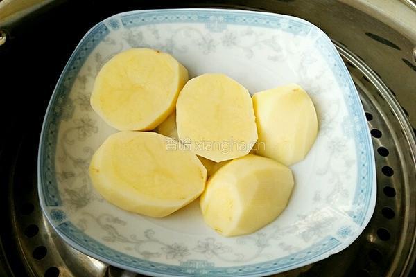 土豆芝士球的做法图解2
