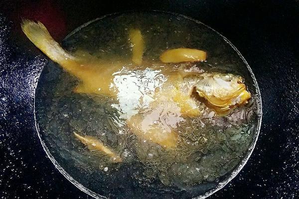 黄鱼豆腐汤的做法图解6