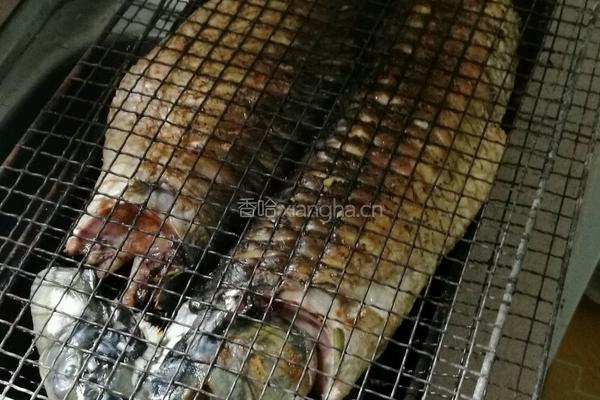 海鲜烤鱼的做法图解2