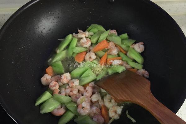 黄瓜炒虾仁的做法图解6