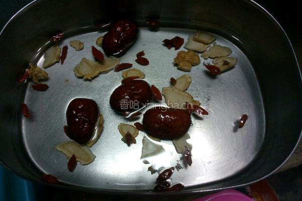药膳鸡汤的做法图解3