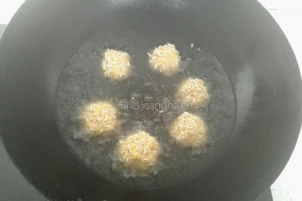 泡面南瓜球的做法图解9