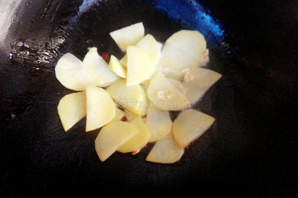 香菇土豆片的做法图解3