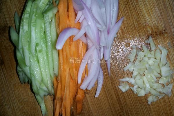麻辣鸡丝凉面的做法图解4