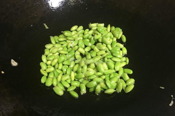冬瓜毛豆咸肉汤的做法图解4