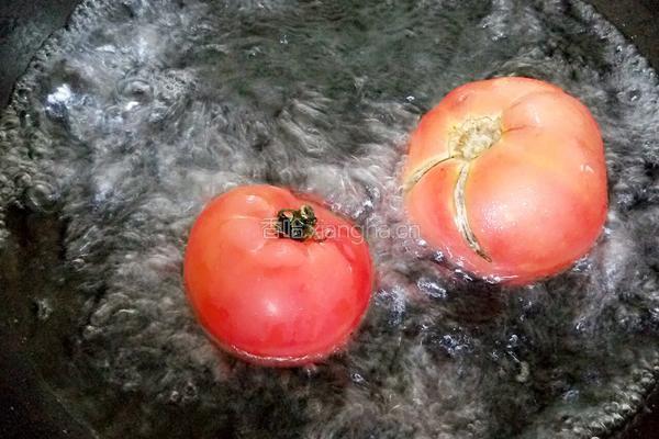 西红柿土豆炖牛肉的做法图解2