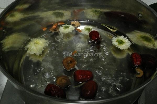 山楂红枣汤的做法图解4