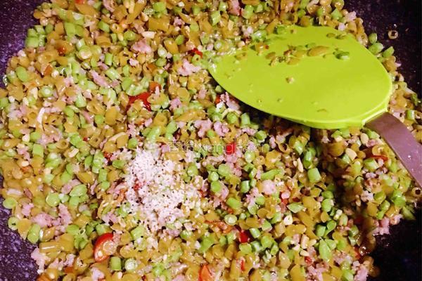 烂肉豇豆的做法图解10