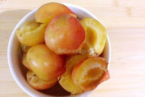 冰糖李子的做法图解3