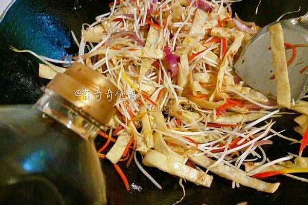 豆芽肉丝炒饼的做法图解11