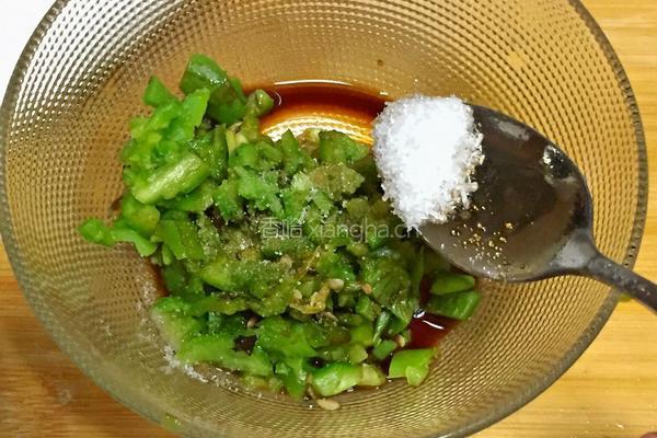 四川青椒皮蛋的做法图解7