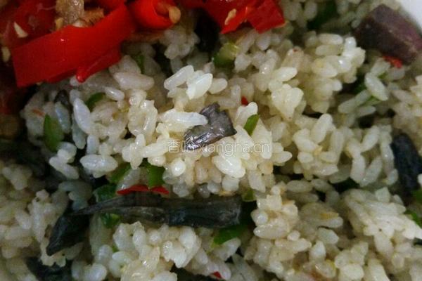 易门野生干巴菌炒饭的做法图解8