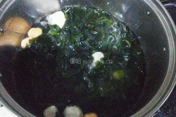 螺旋藻肉丸汤的做法图解3