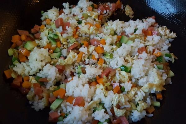 自制扬州炒饭的做法图解7