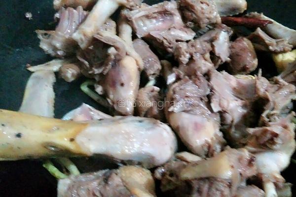 酸菜老鸭汤的做法图解4