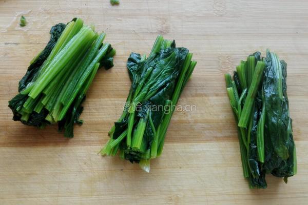 麻酱拌菠菜的做法图解4