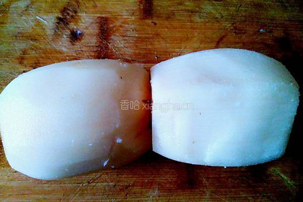 糖醋莲藕片的做法图解1