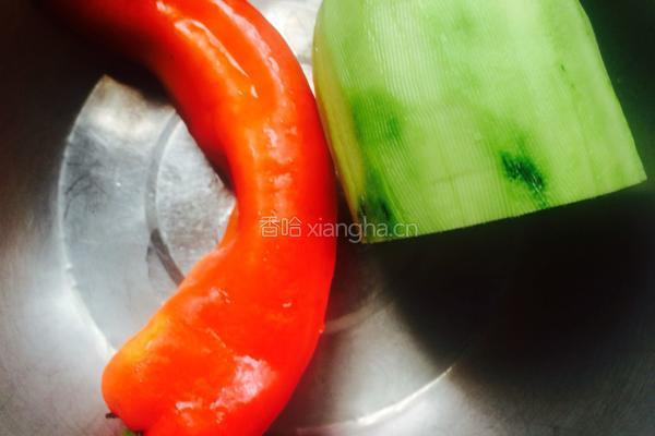素炒南瓜丝的做法图解1
