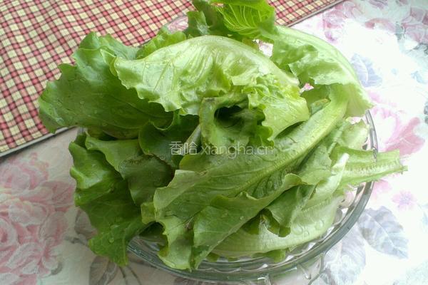 水煮生菜的做法图解1