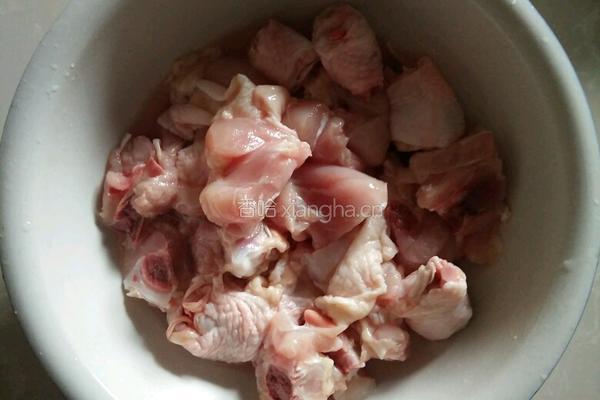 土豆炖鸡腿的做法图解3
