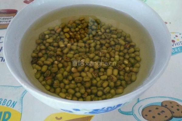 绿豆沙馅的做法图解1