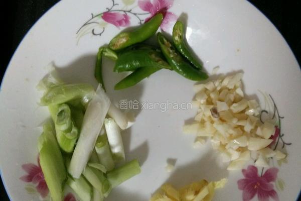 酱香蛤蜊的做法图解2