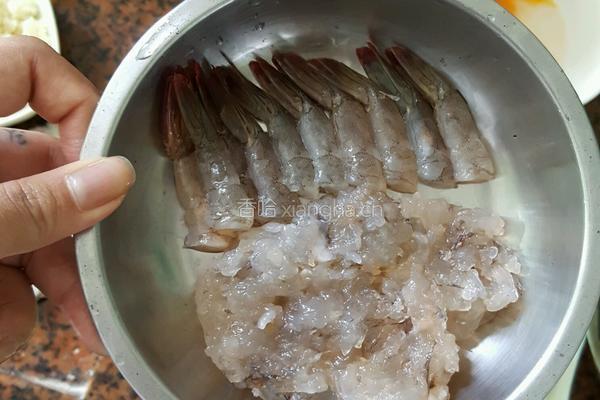 凤尾青瓜酿的做法图解3