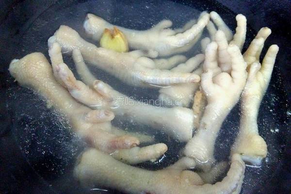 卤水鸡脚的做法图解5