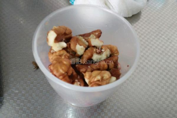花生核桃露的做法图解2