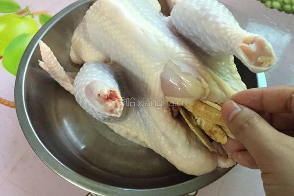 猪肚煲鸡汤的做法图解9