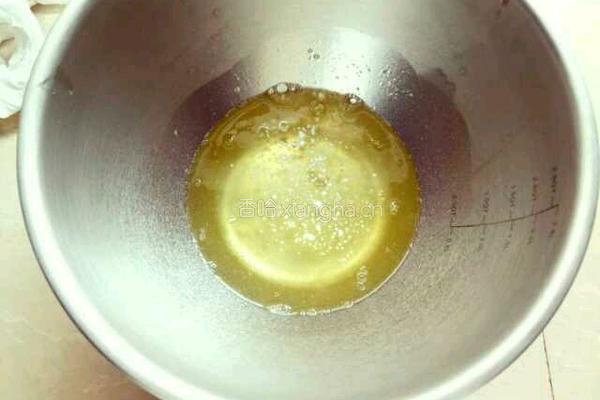 电饭锅戚风蛋糕的做法图解6