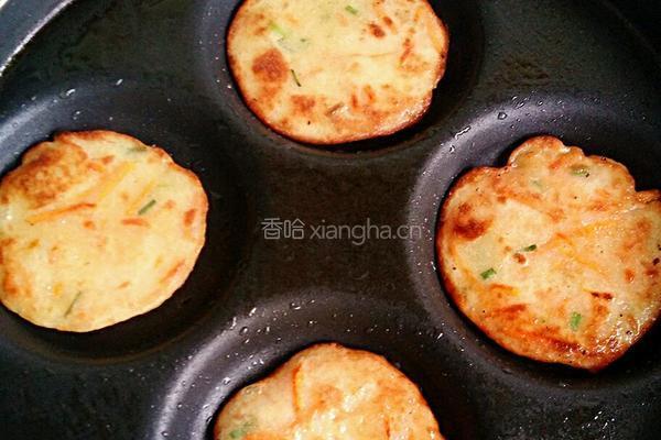 胡萝卜丝饼的做法图解5