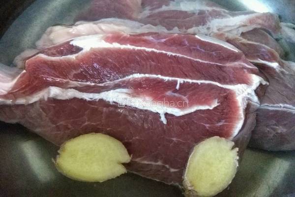 卤牛腱子肉的做法图解2