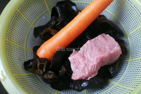 肉炒木耳的做法图解1