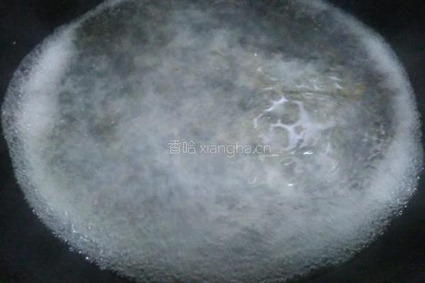圆白菜粉丝炒肉的做法图解5