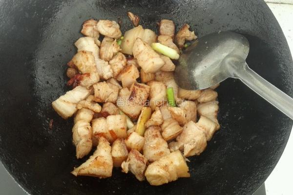 红烧肉焖蛋的做法图解4
