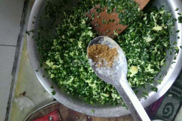 韭菜鸡蛋水饺的做法图解13
