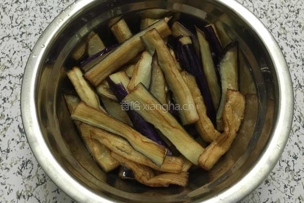 咸鱼茄子的做法图解4