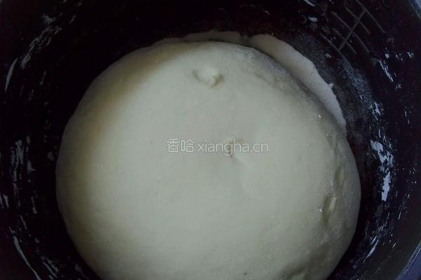 芝麻糖包的做法图解1