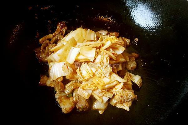 泡菜炒五花肉的做法图解6