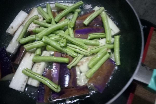 干锅茄子豆角的做法图解5