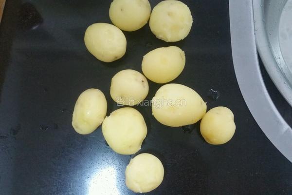 酱油小土豆的做法图解3