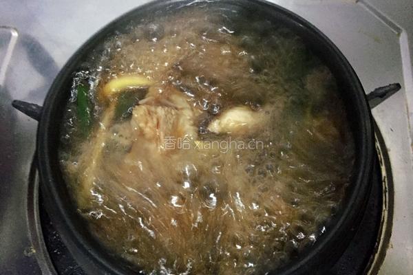 砂锅炖排骨的做法图解5