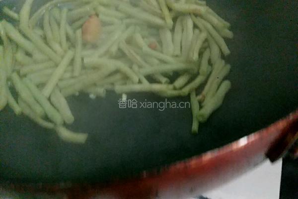 回锅豆角的做法图解5