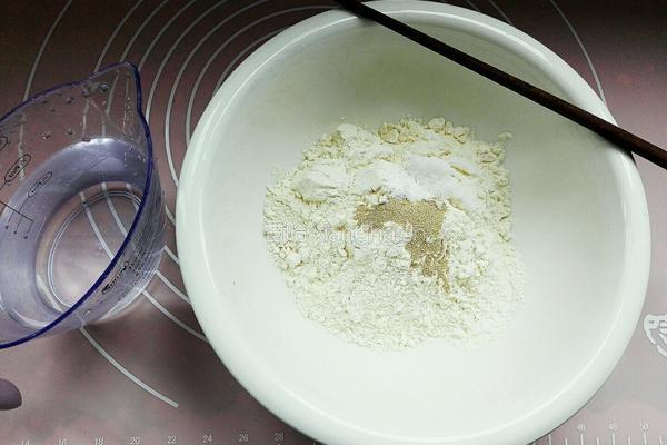 老式发面大饼的做法图解2